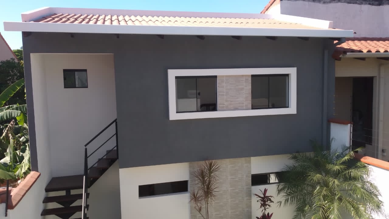 Casa en AnticréticoRADIAL 17 Y MEDIO 5TO ANILLO Foto 9