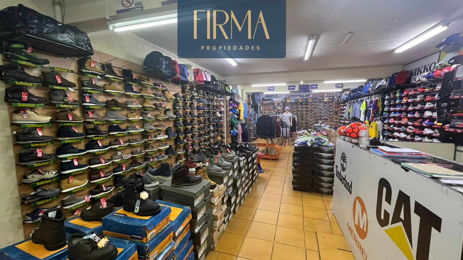 Edificio en VentaEDIFICIO/HOTEL CON LOCALES EN VENTA EN LA AV. ILLAMPU 10 dormitorios 10 baños 4 parqueos Foto 8