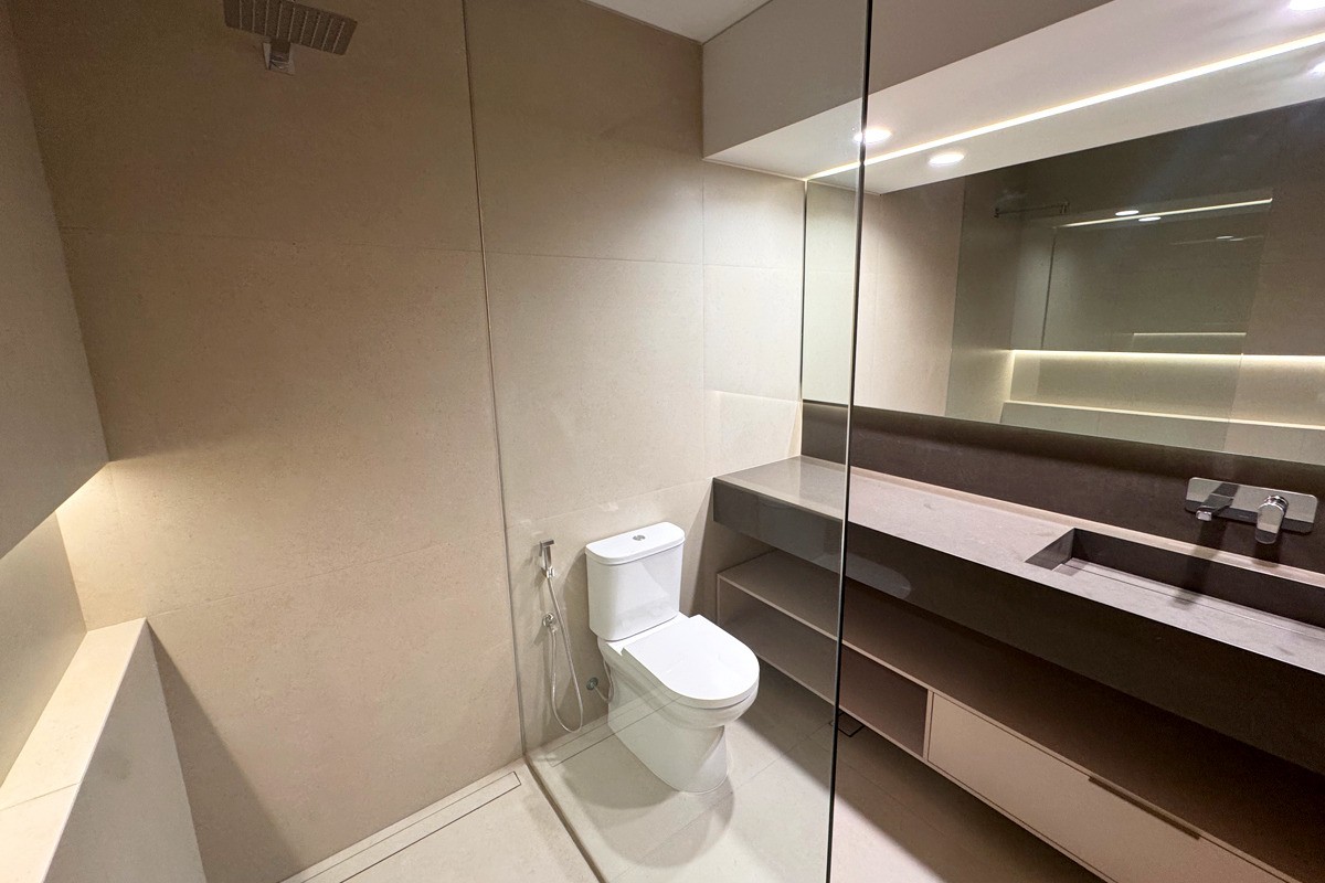 Departamento en VentaEquipetrol plaza Italia entre 2do y 3er anillo  2 dormitorios 3 baños 2 parqueos Foto 13