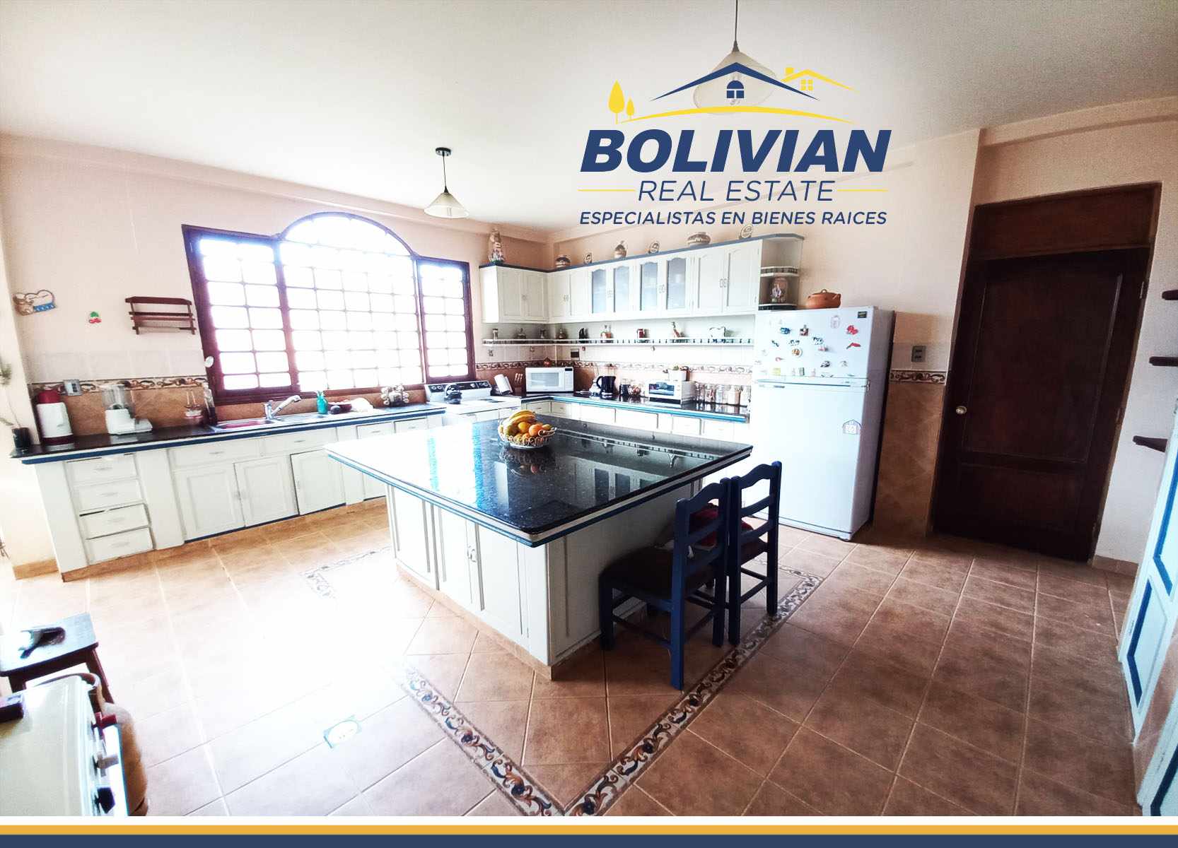 Casa ACHUMANI LAS LOMAS AMPLISIMA CASA EN VENTA  Foto 16