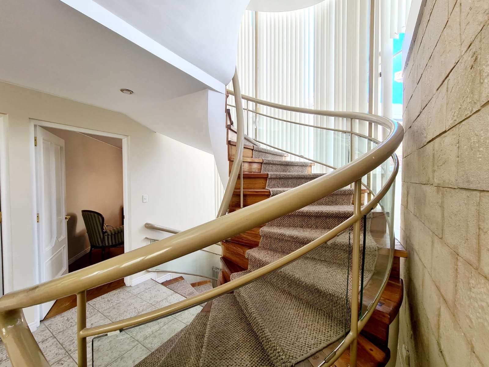 Casa Achumani calle 22 Foto 20