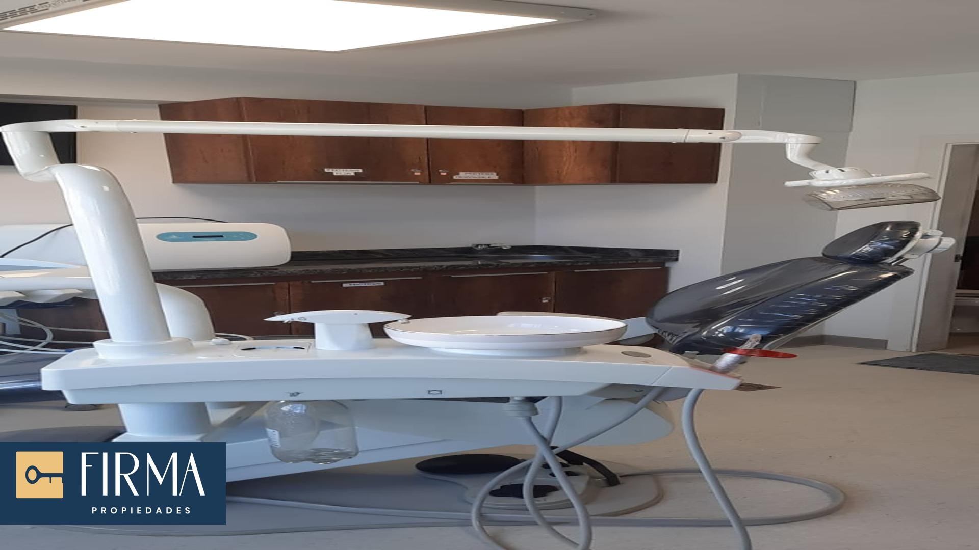 Oficina CONSULTORIO EN ALQUILER AMOBLADO Y EQUIPADO EN OBRAJES Foto 1