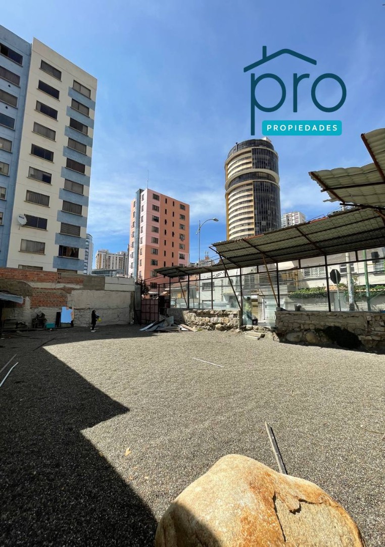 En Alquiler a $us 2,000 Foto 2