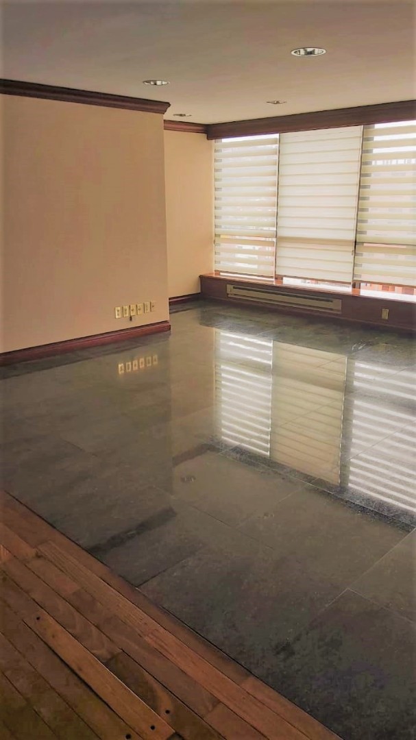 En Alquiler a $us 3,000 Foto 2