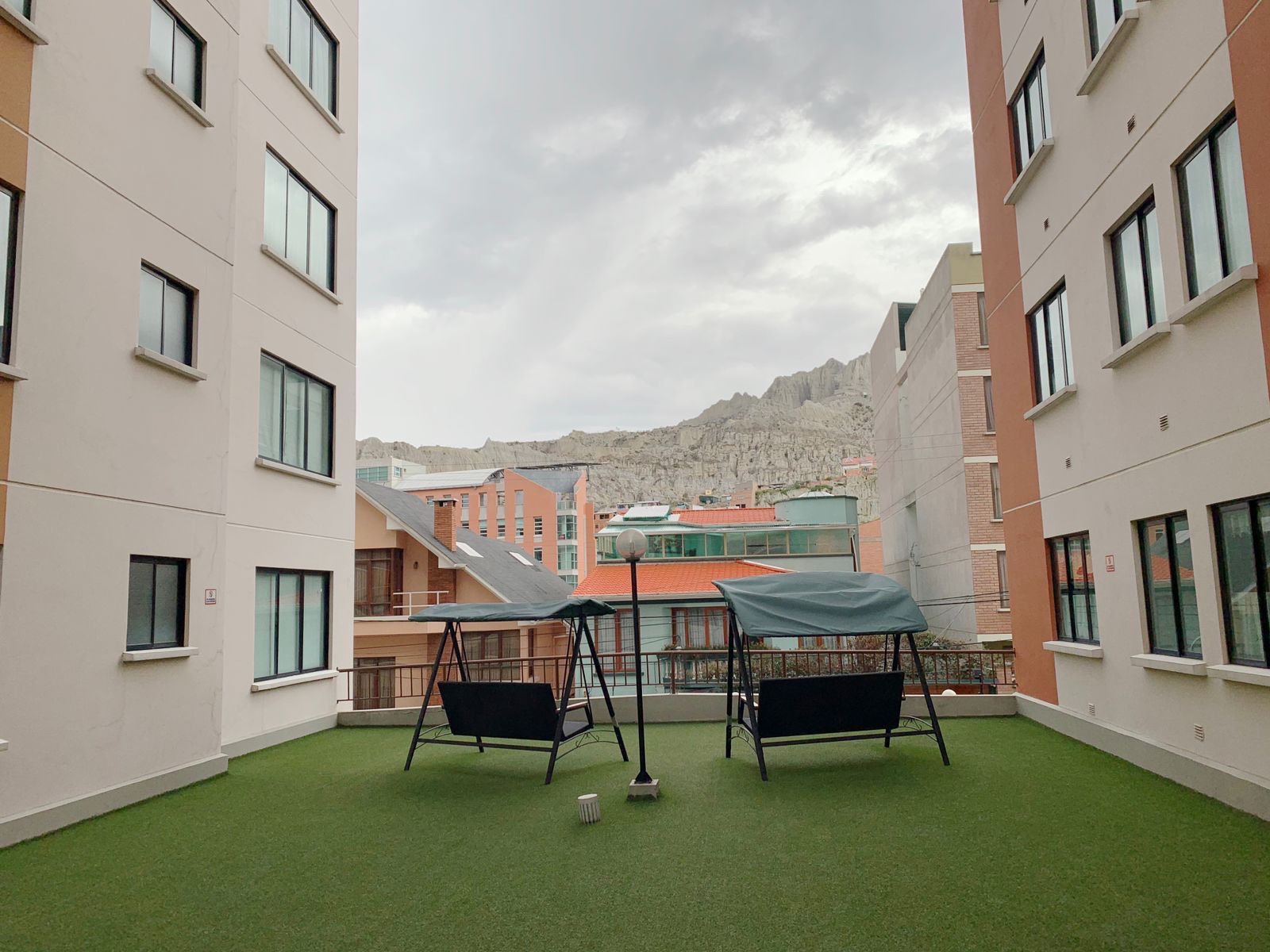 En Alquiler a $us 450 Foto 10