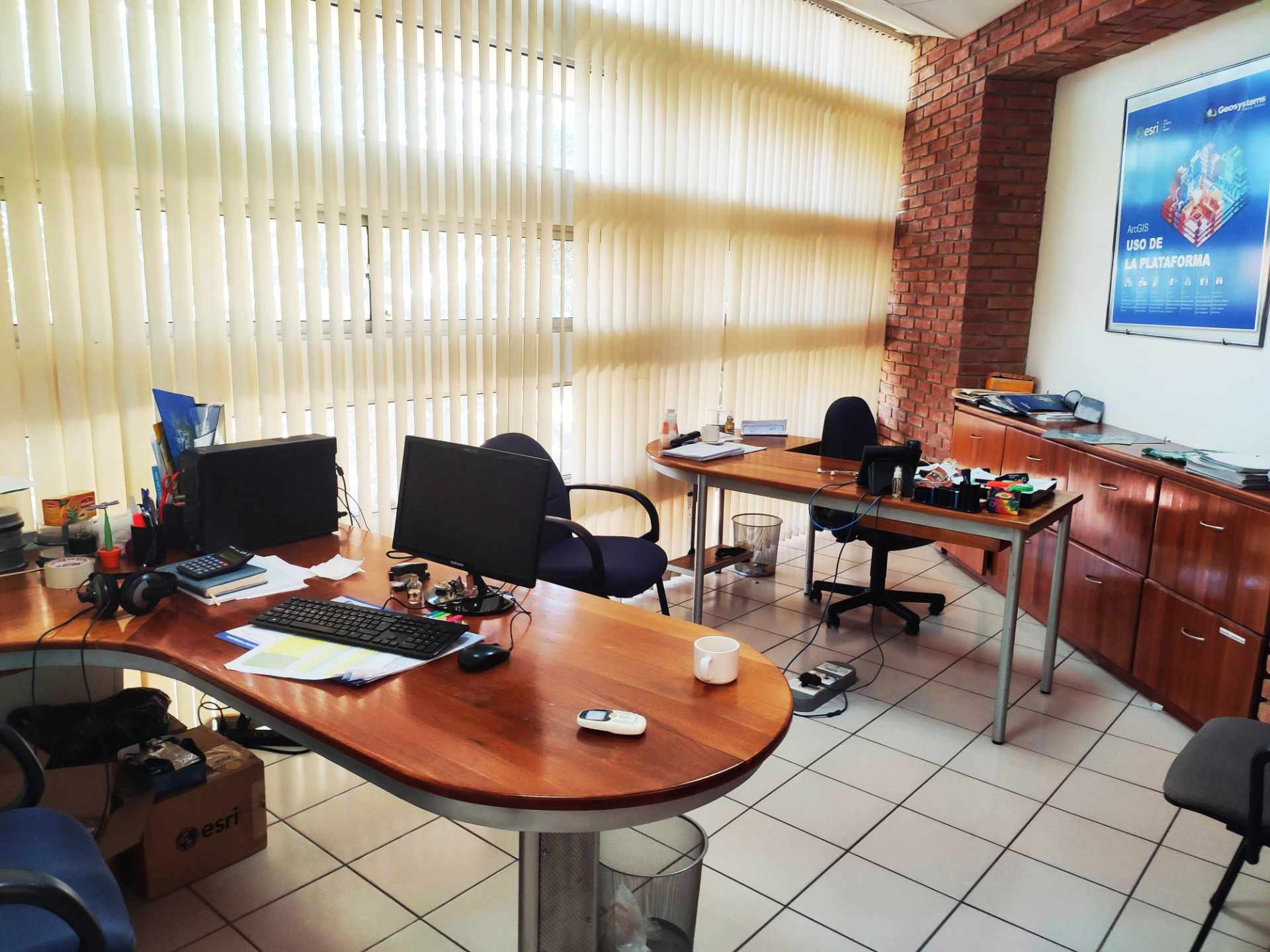 Edificio en VentaOFERTA EDIFICIO EMPRESARIAL EN EQUIPETROL Foto 7