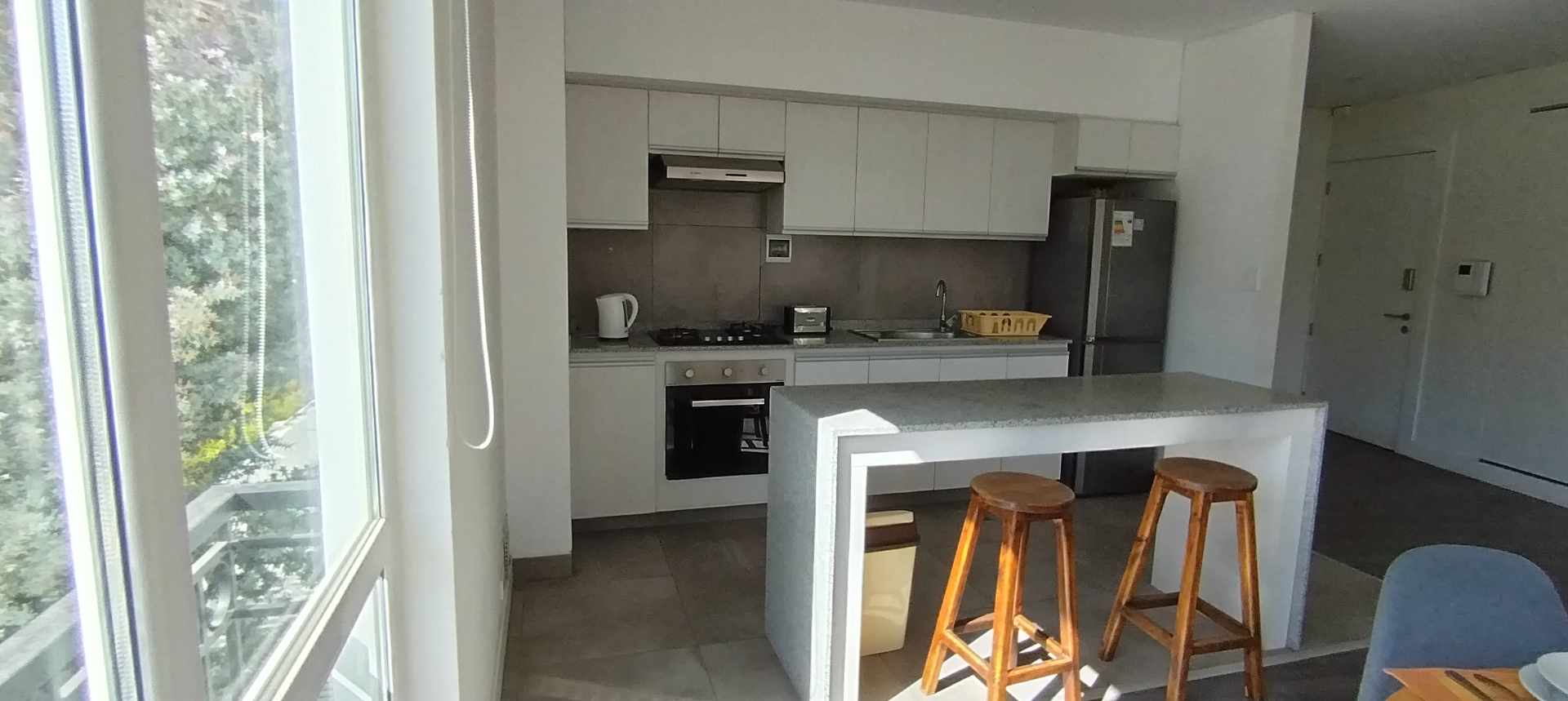 Departamento en AlquilerC A L A C O T O  1 dormitorios 1 baños 2 parqueos Foto 4