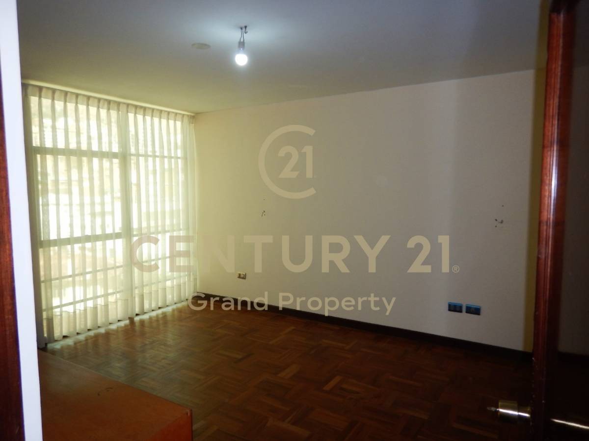 Departamento Av. Sanchez Lima Nº 2326, Edif. Valentina Piso 13 Depto 13A Foto 6