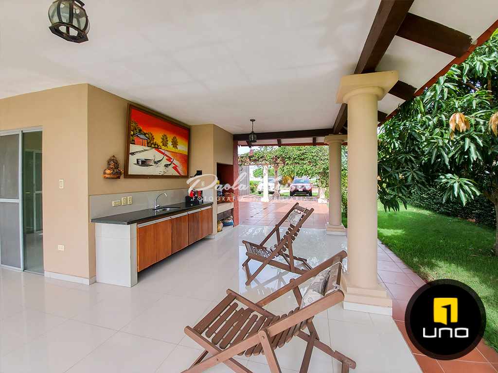 Casa en Urubó en Santa Cruz de la Sierra 3 dormitorios 4 baños 6 parqueos Foto 19