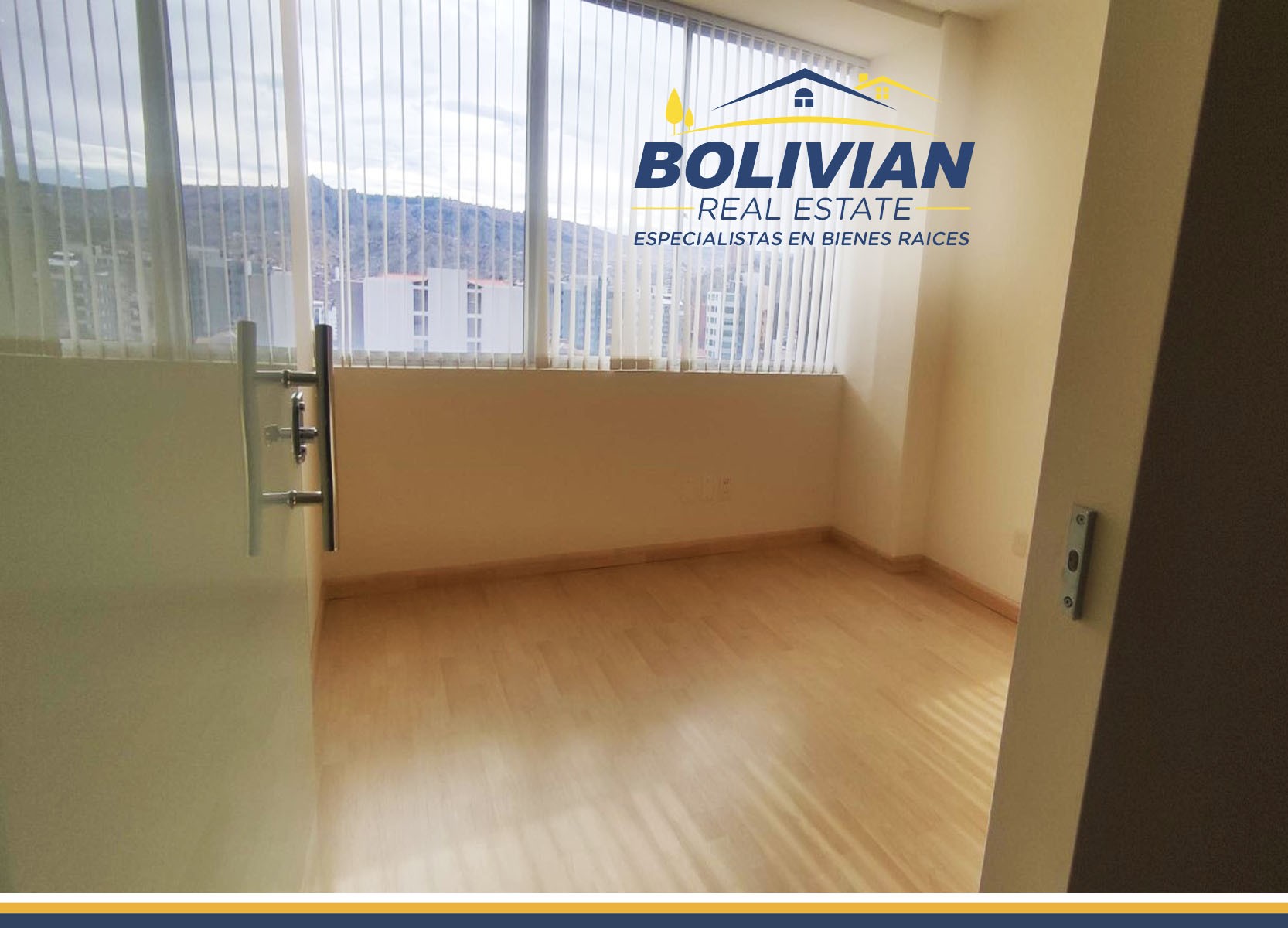 En Alquiler a Bs 6,600 Foto 3