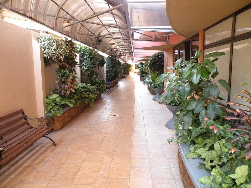 Departamento en VentaEdificio Torres del Sol, Av. Ballivian 838 entre Oruro y Ramón Rivero 2 dormitorios 3 baños 1 parqueos Foto 46