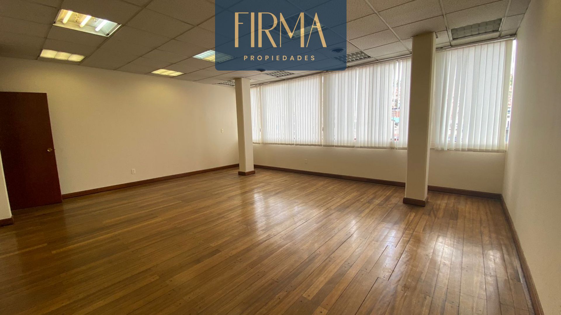 Oficina en Miraflores en La Paz  4 baños  Foto 8