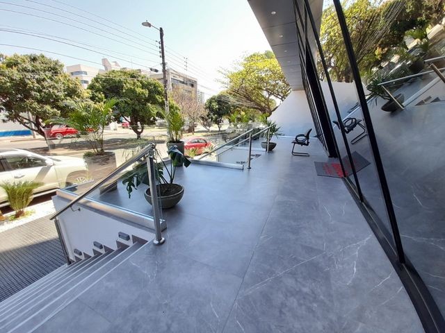 Oficina en VentaAV. VELARDE  4 dormitorios 2 baños  Foto 19