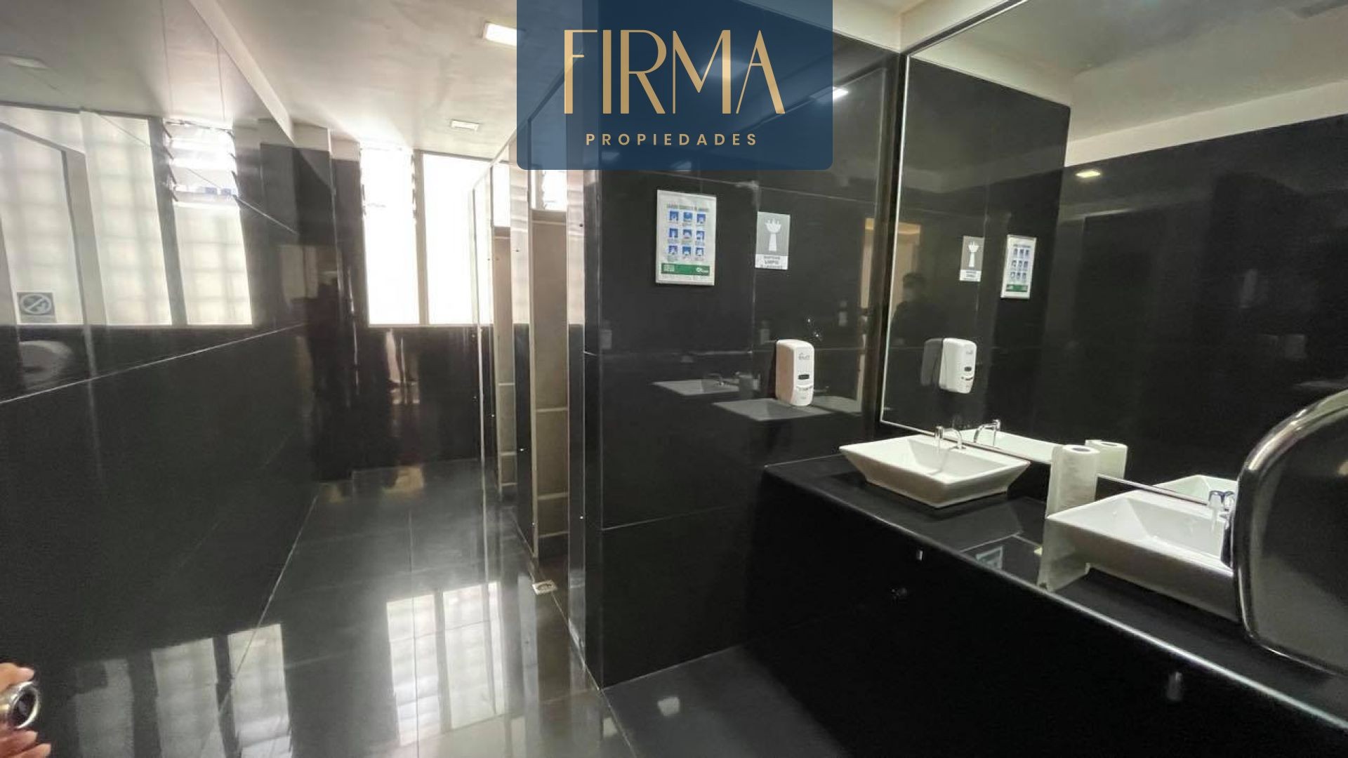 En Venta a $us 8,000,000 Foto 4