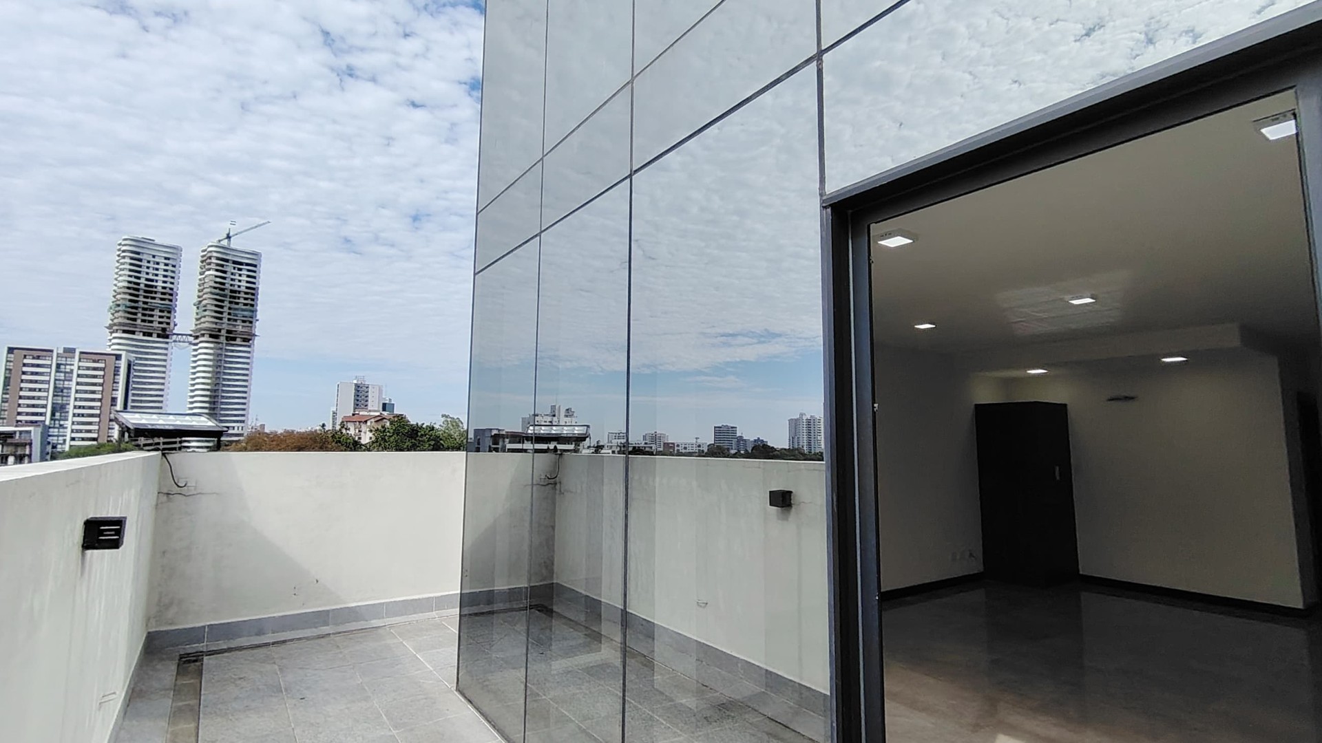 Oficina Av beni entre 2do y 3er anillo  Foto 3