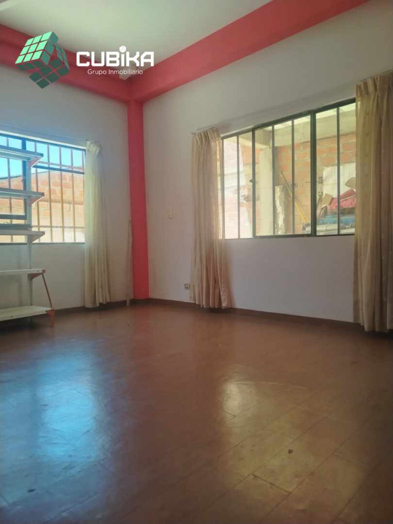 Casa El alto zona Mercedario sector 3 Foto 24