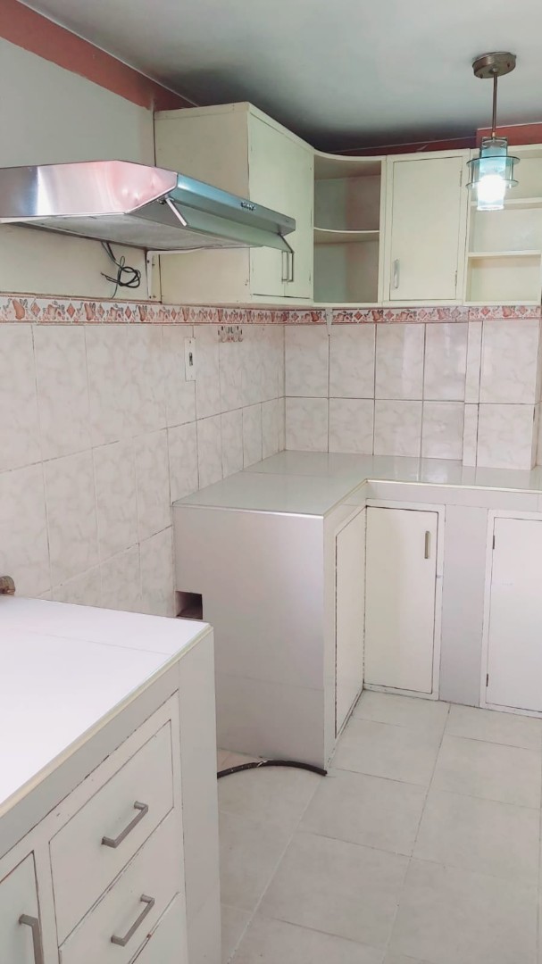 Departamento en AlquilerAVENIDA ARCE, SAN JORGE  (NO TIENE MUEBLES) 3 dormitorios 2 baños 1 parqueos Foto 13