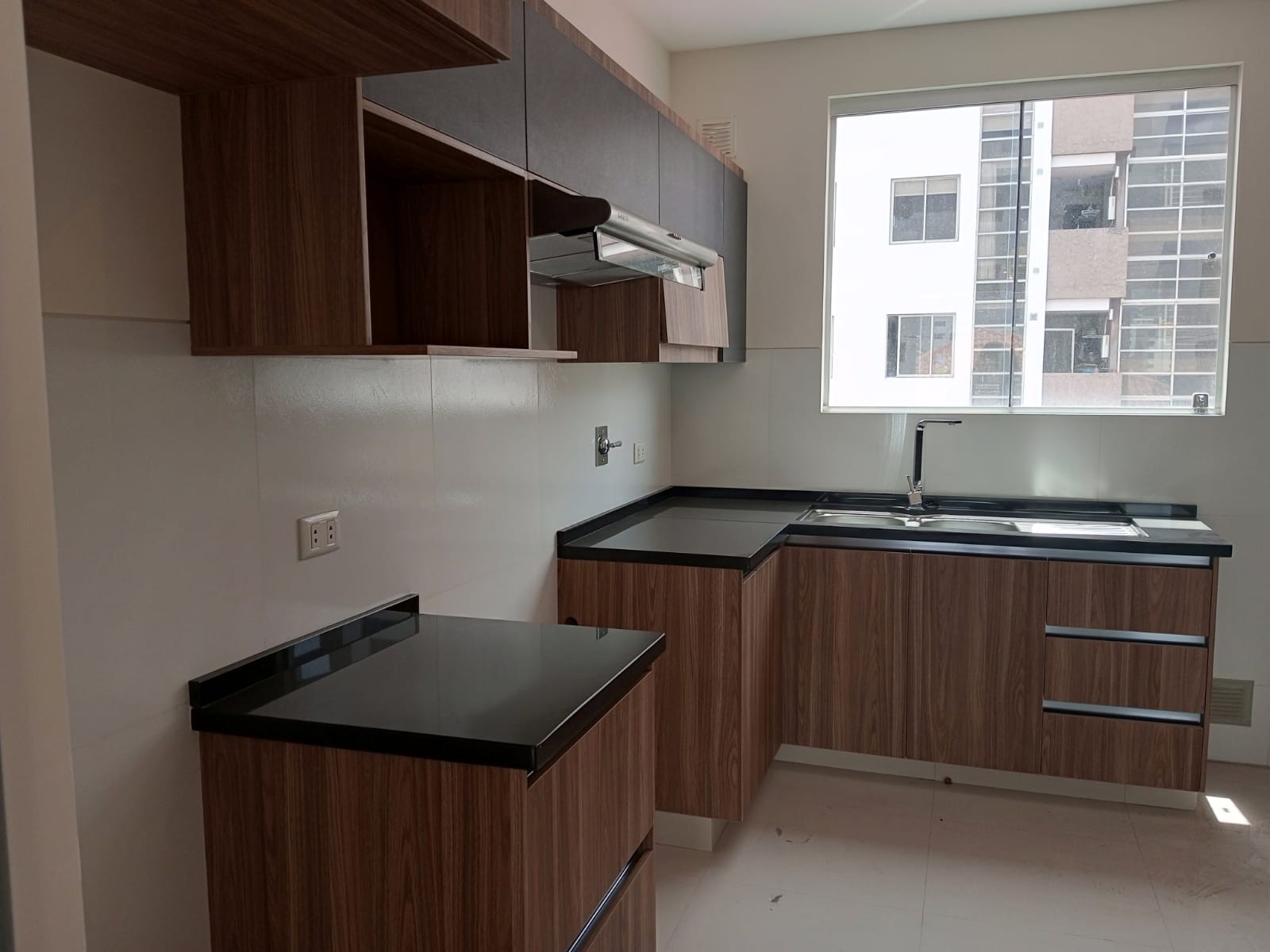 En Alquiler a $us 400 Foto 11