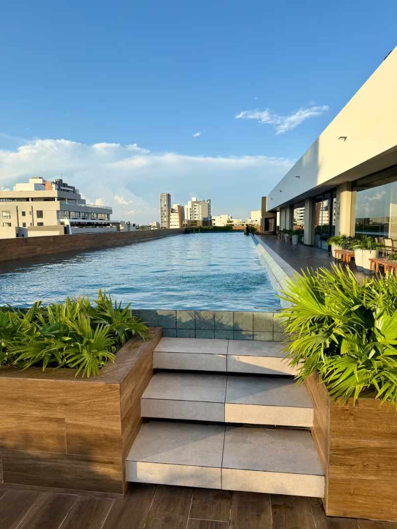 Departamento en VentaEQUIPETROL, Calle 7 este, 2do y 3er anillo Av. San Martin 1 dormitorios 1 baños  Foto 3