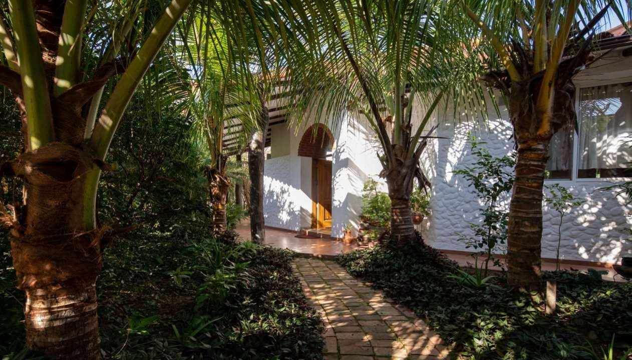 Casa en Entre 5to y 6to anillo Oeste en Santa Cruz de la Sierra 3 dormitorios 4 baños 2 parqueos Foto 16