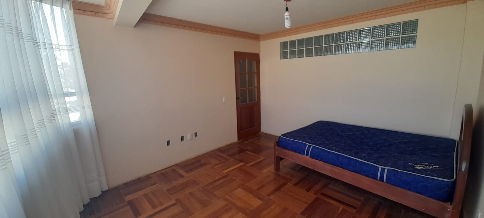 En Alquiler a Bs 1,500 Foto 6