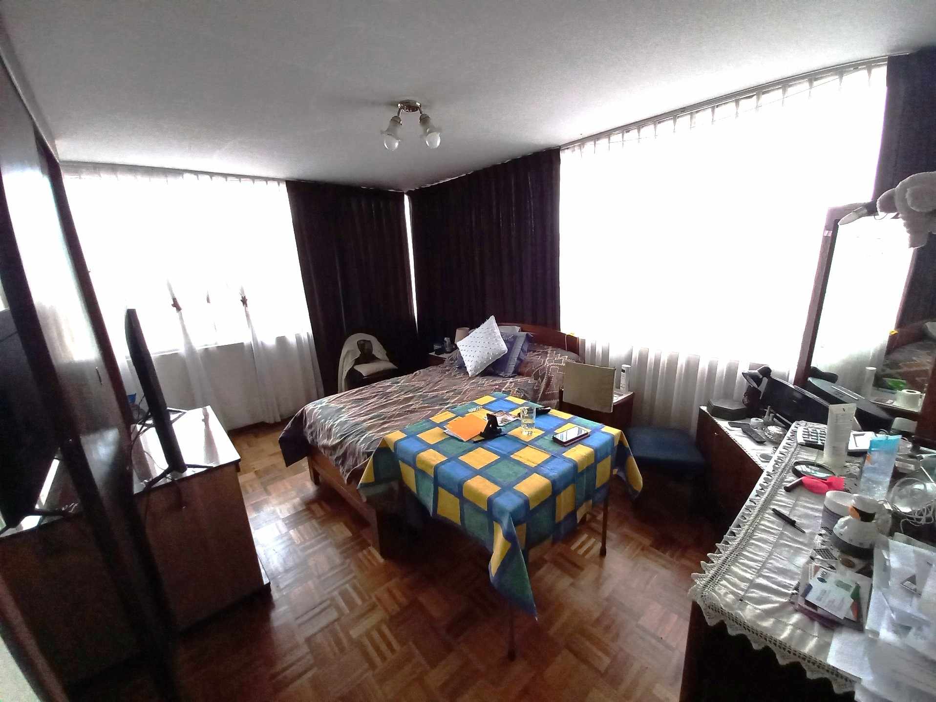 Departamento en Sopocachi en La Paz 3 dormitorios 3 baños 1 parqueos Foto 7