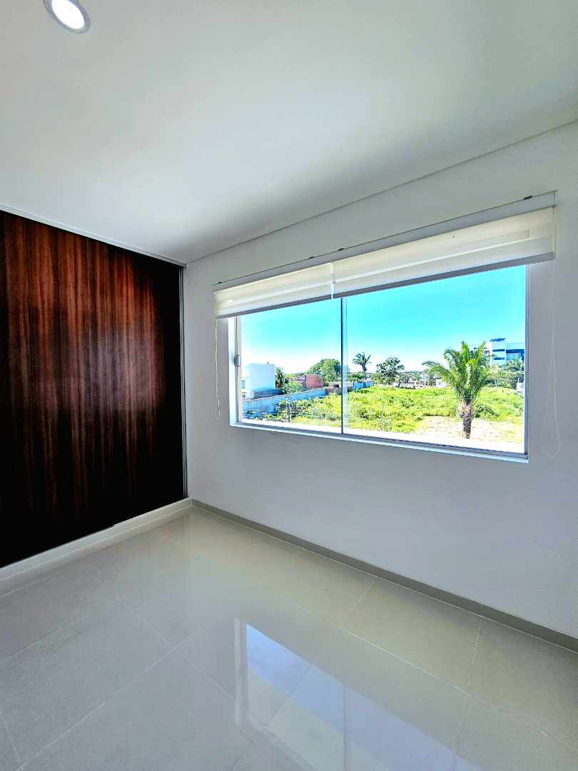 Casa en VentaUrubó 
CONDOMINIO AVENTURA 
Hermosa Casa completamente equipada! 3 dormitorios 3 baños 2 parqueos Foto 13