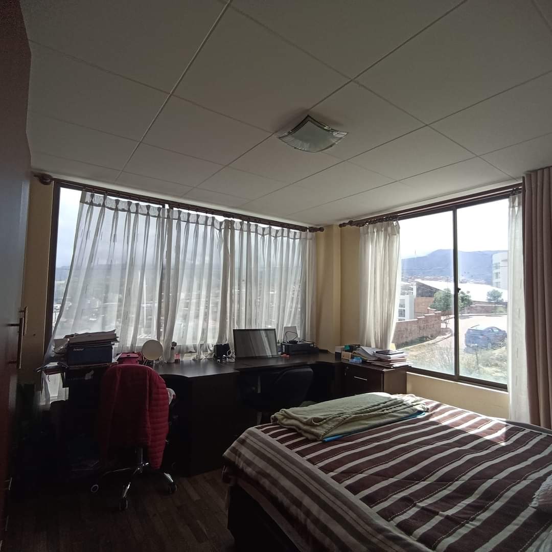 Departamento en Calacoto en La Paz 3 dormitorios 4 baños 1 parqueos Foto 11