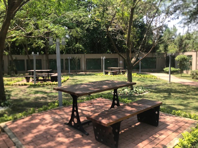 Departamento en AlquilerTorres Solaris, entre Avenidas Piraí & Roca y Coronado, próximo al 4to. Anillo.  2 dormitorios 2 baños 1 parqueos Foto 4