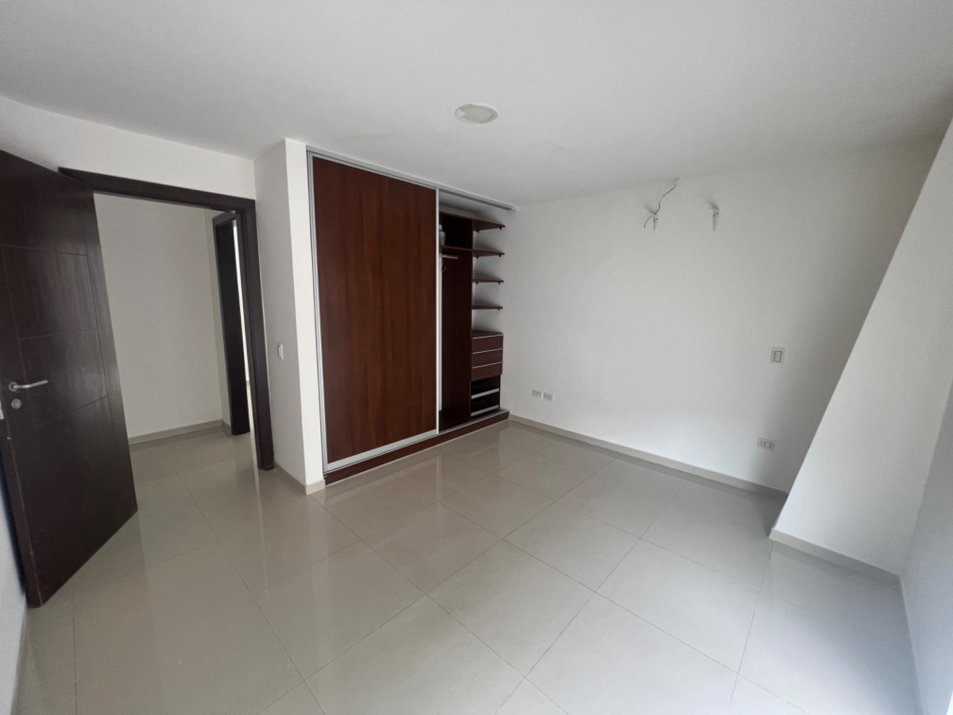 Departamento en Centro en Santa Cruz de la Sierra 3 dormitorios 3 baños 2 parqueos Foto 8