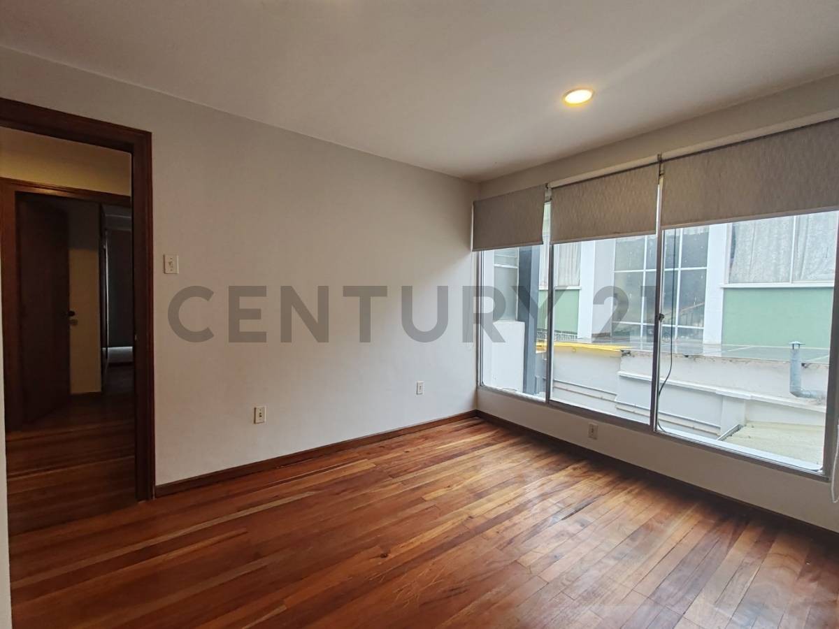 En Alquiler a Bs 11,800 Foto 28