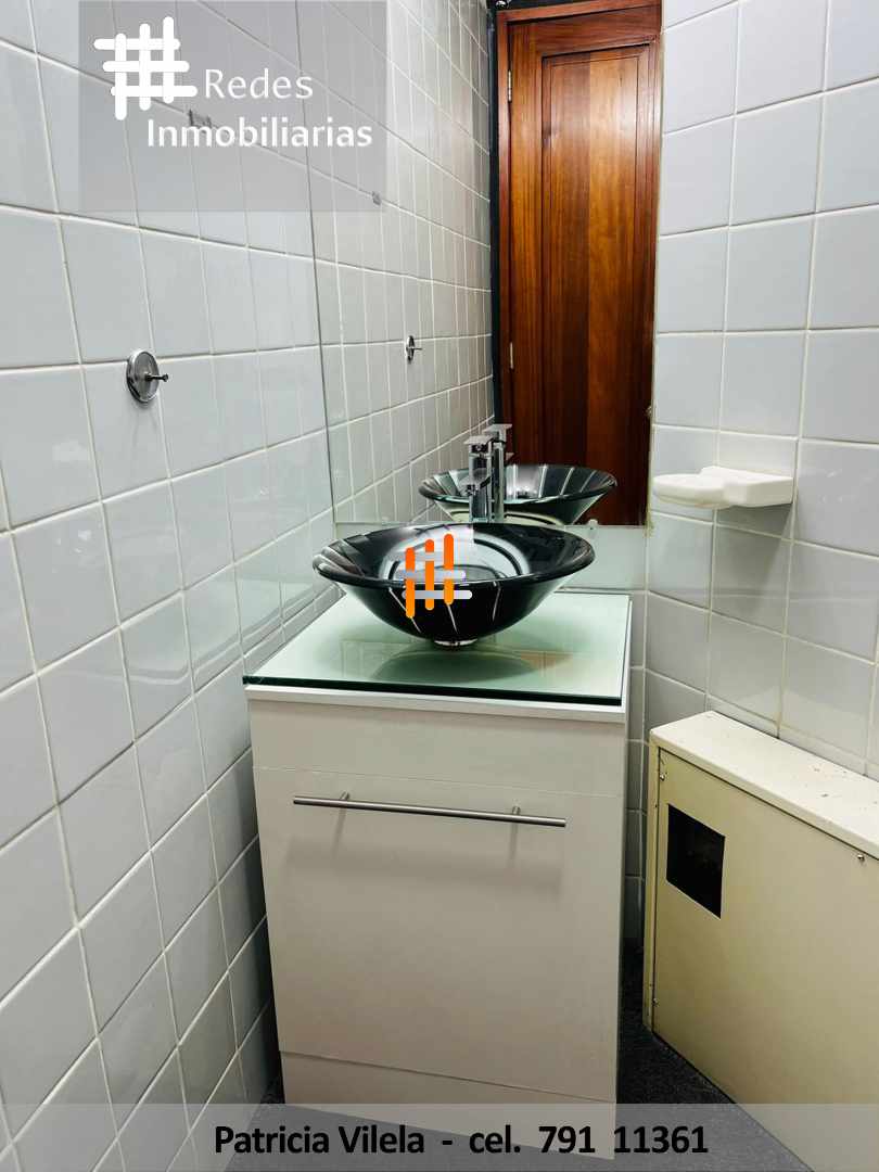 Departamento en Sopocachi en La Paz 3 dormitorios 4 baños 2 parqueos Foto 3