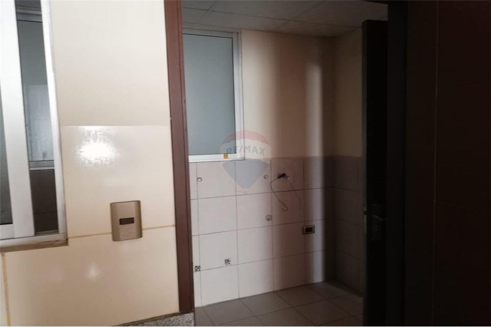 Departamento en Alquiler839 Av. America Este entre Melchor Urquidi y Av. Pando - Edificio Torres América Norte 3 dormitorios 2 baños 1 parqueos Foto 8