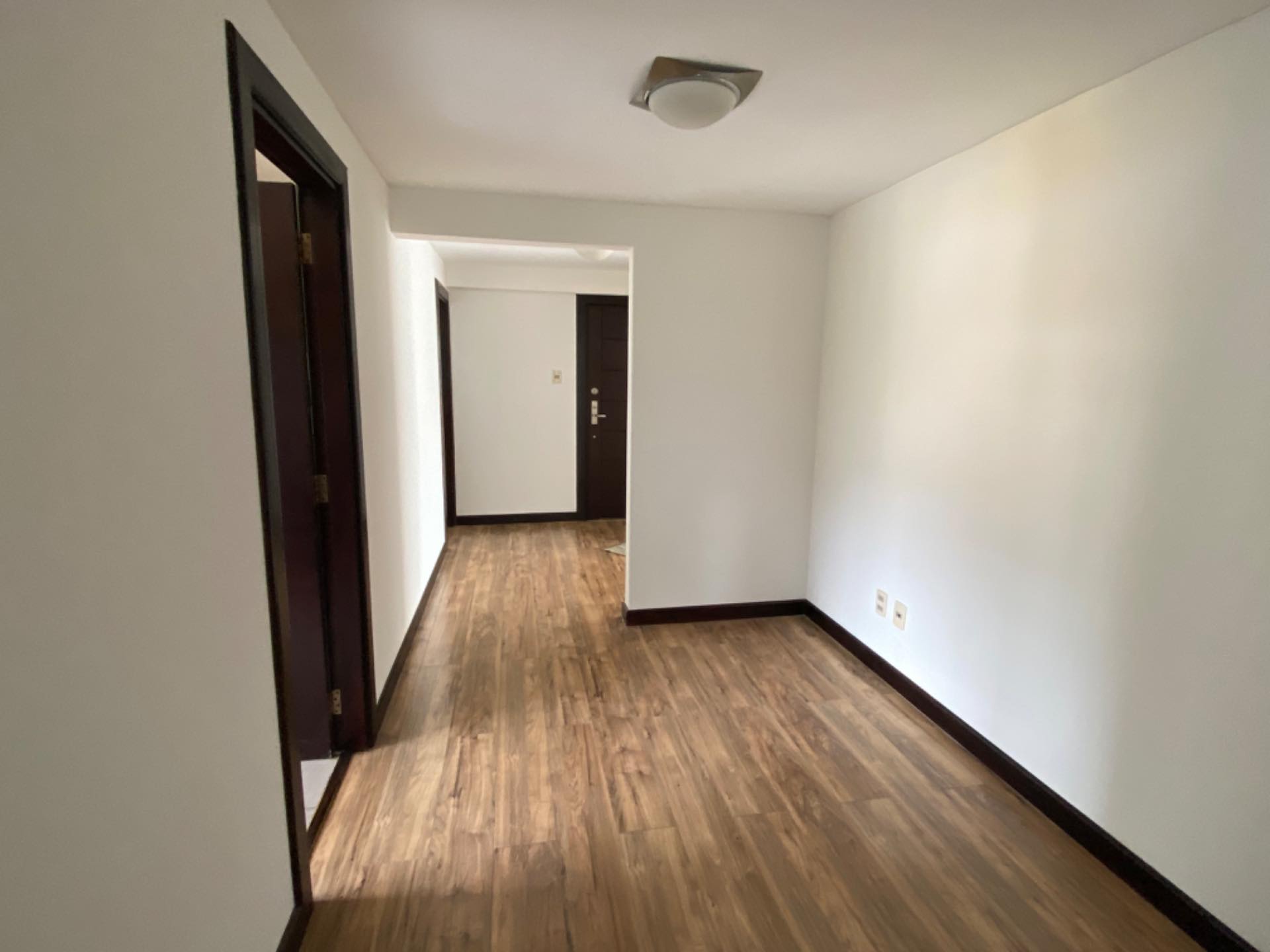 Departamento COTA COTA, 𝐄𝐗𝐂𝐄𝐋𝐄𝐍𝐓𝐄 𝐔𝐁𝐈𝐂𝐀𝐂𝐈𝐎́𝐍 - Calle 26 Foto 8