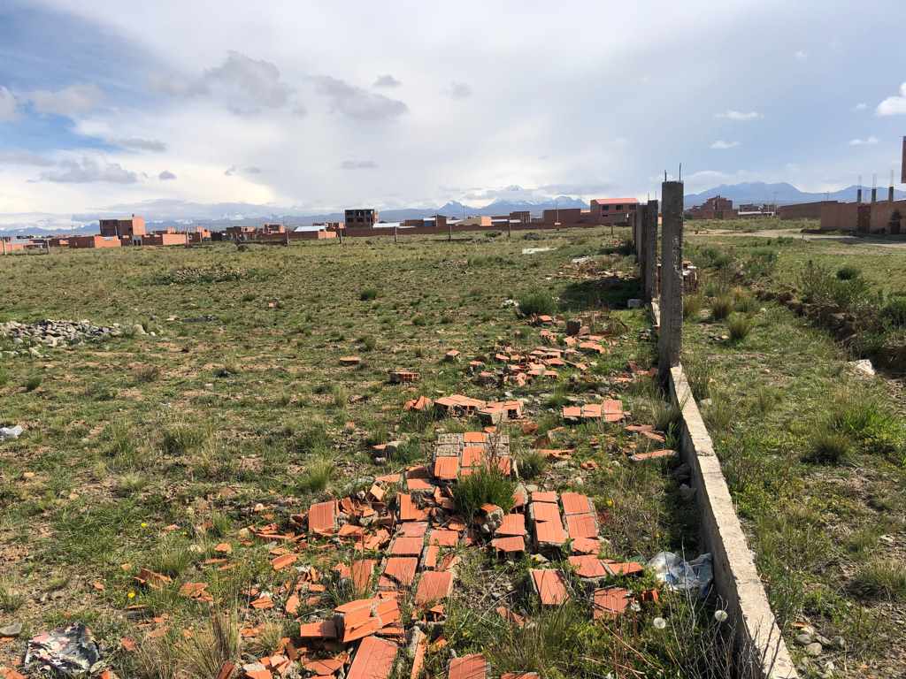 Terreno Zona Franz Tamayo, El Alto. Foto 6