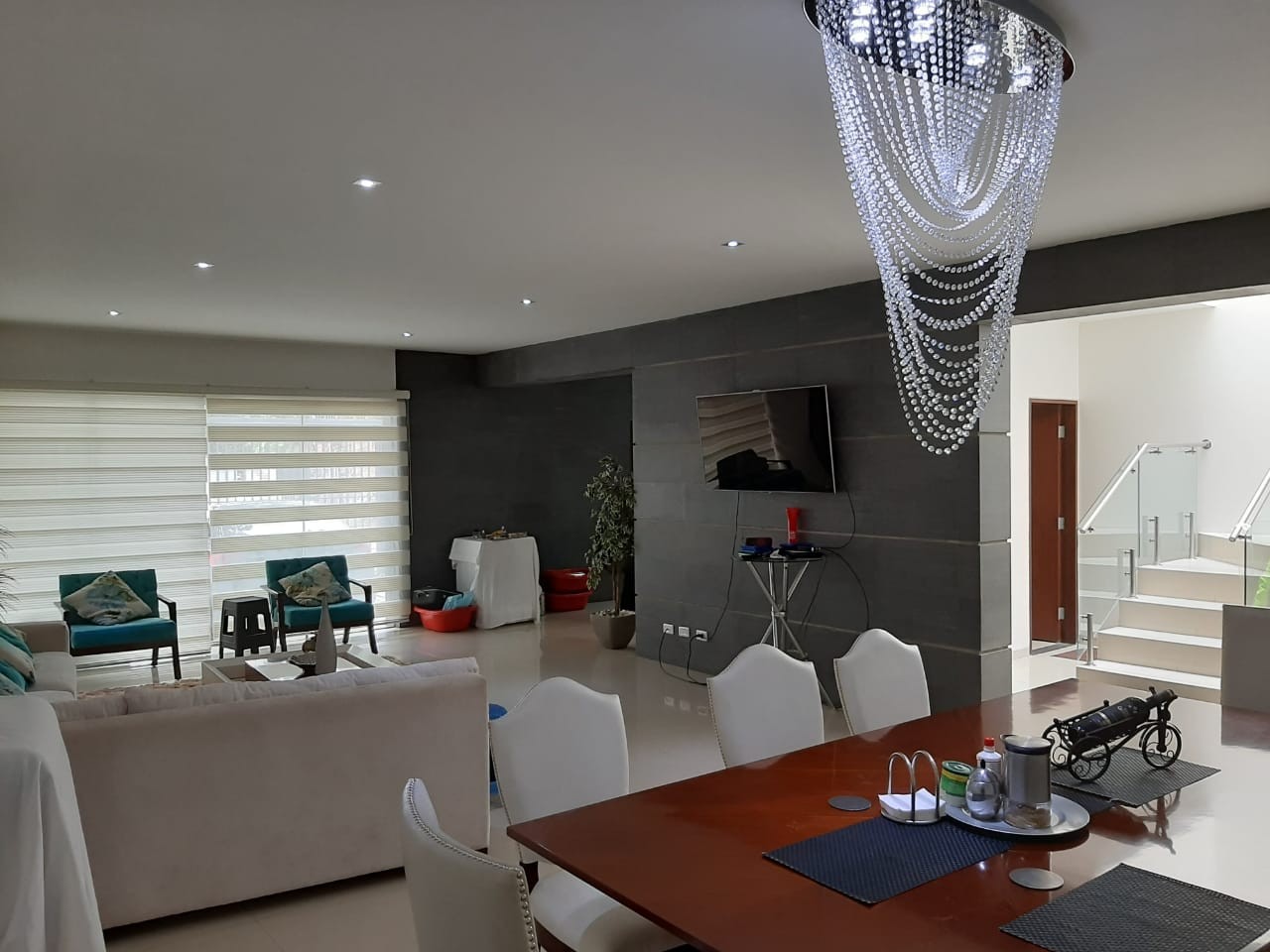 Casa en AnticréticoAv. San Aurelio 2 t 3 anillo  3 dormitorios 4 baños 2 parqueos Foto 5