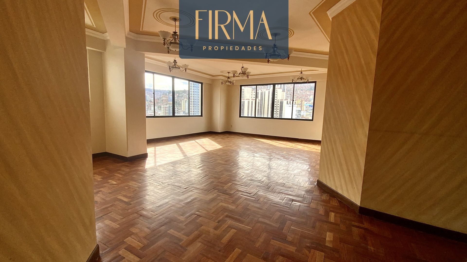 Departamento en Miraflores en La Paz 6 dormitorios 4 baños 1 parqueos Foto 1