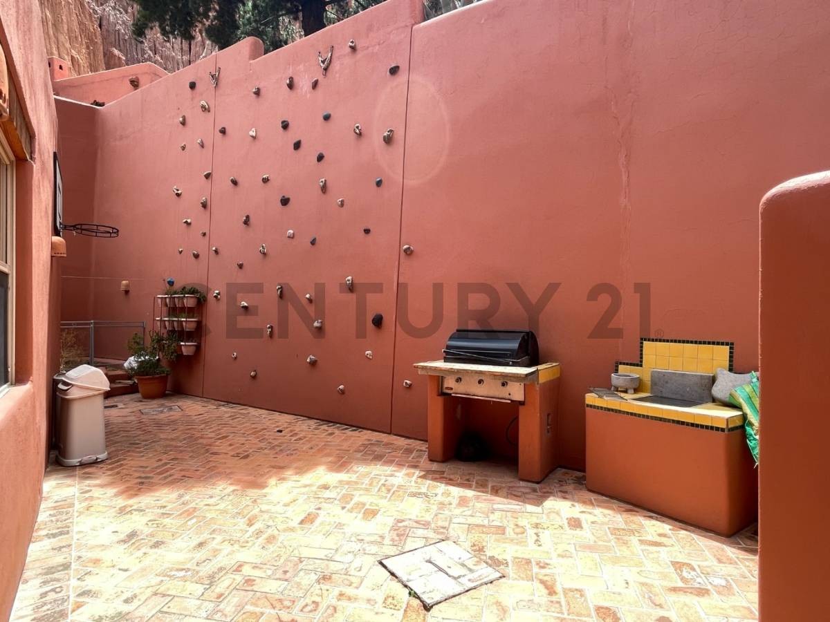 Casa en La Florida en La Paz 5 dormitorios 12 baños 5 parqueos Foto 32