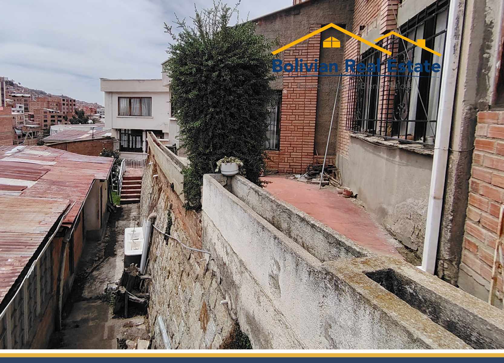 Casa en Miraflores en La Paz 6 dormitorios 4 baños 3 parqueos Foto 4