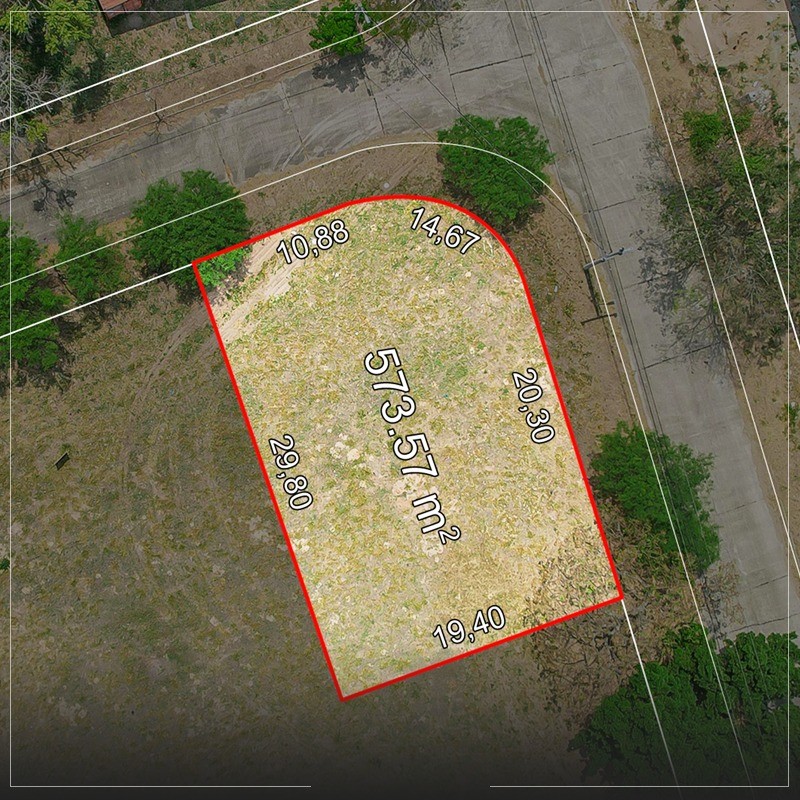 Terreno ¡OPORTUNIDAD ÚNICA! TERRENO EN ESQUINA EN VENTA EN CONDOMINIO CASA DE CAMPO COUNTRY CLUB 
 Foto 13
