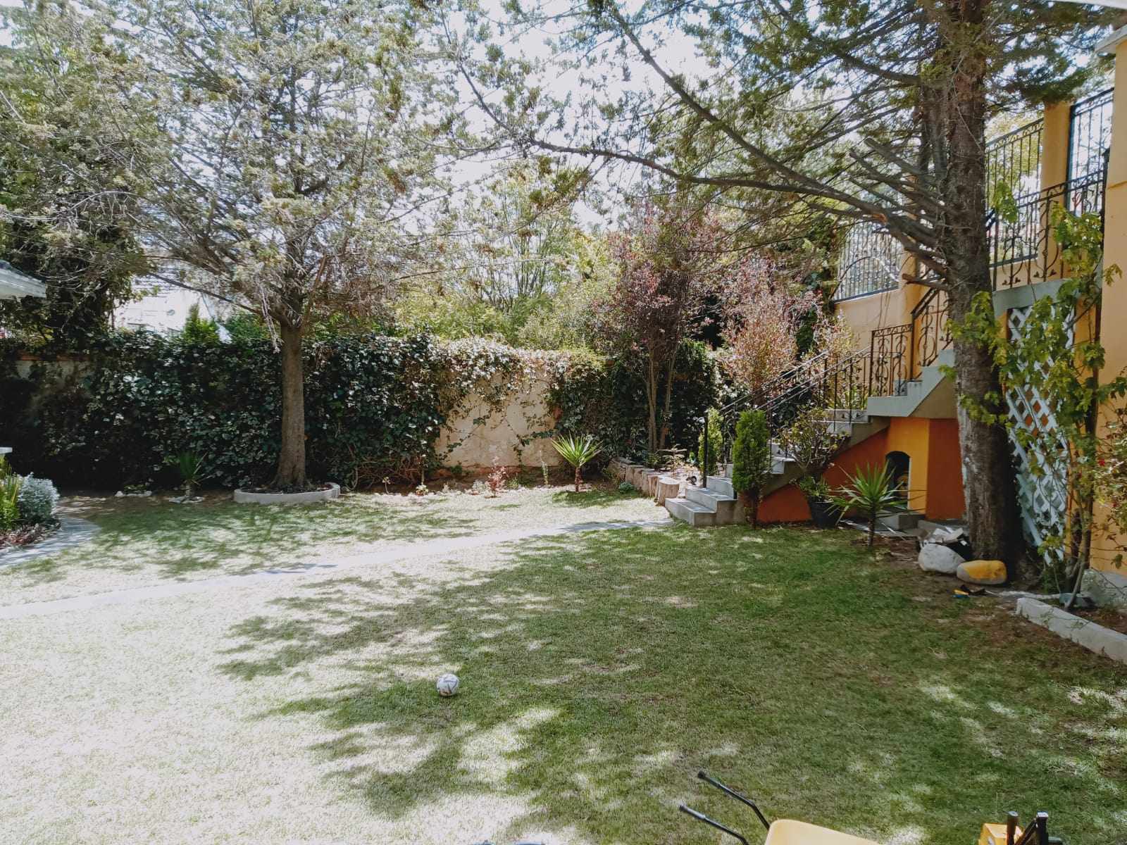 Casa en San Alberto en La Paz 4 dormitorios 6 baños 2 parqueos Foto 5