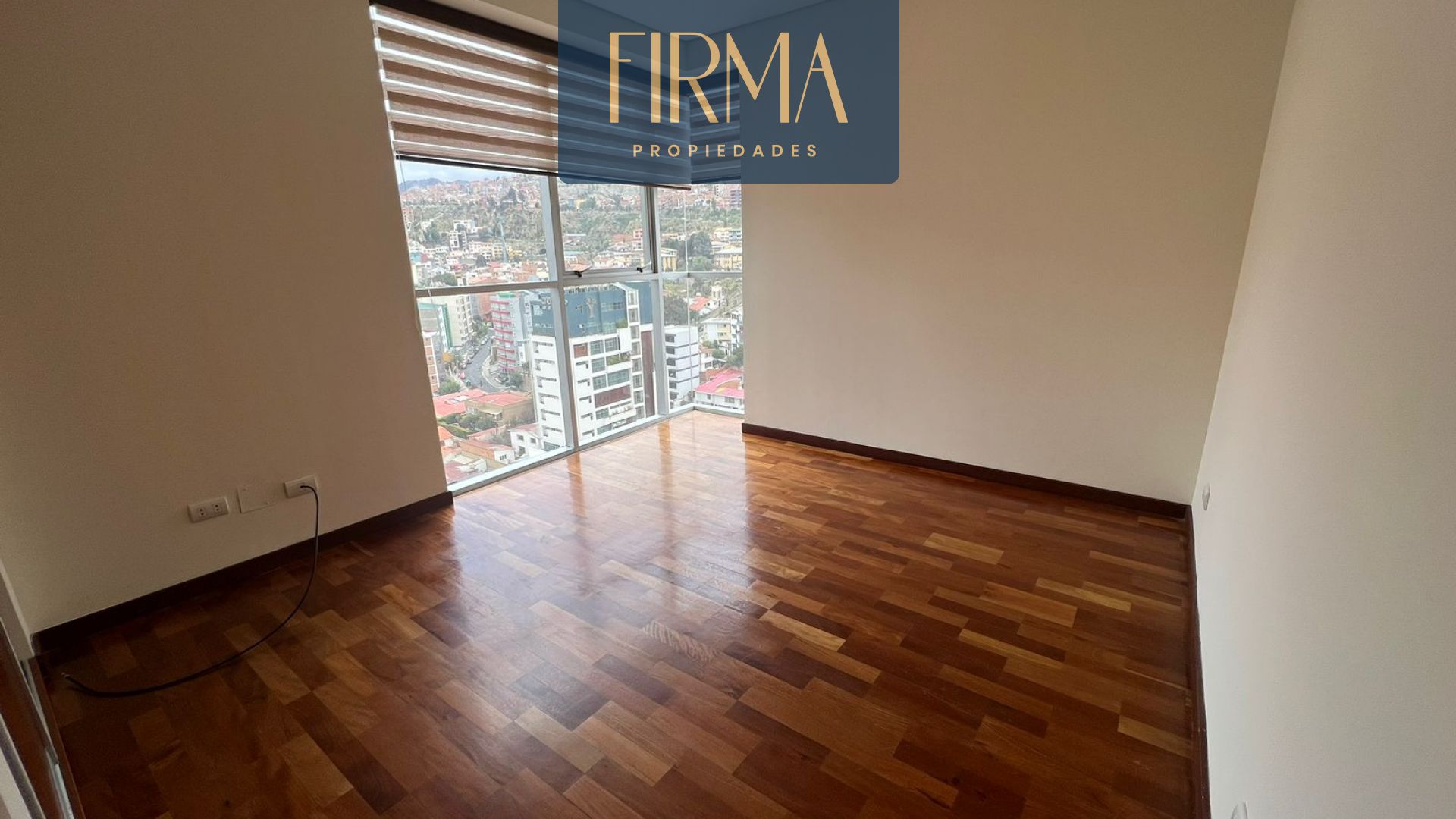 En Venta a $us 310,000 Foto 6