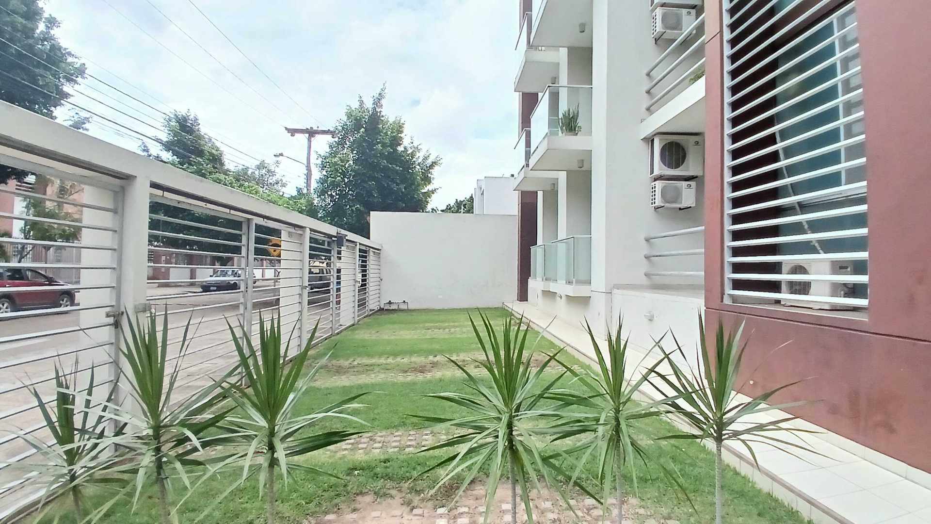 Departamento en Las Palmas en Santa Cruz de la Sierra 3 dormitorios 3 baños 1 parqueos Foto 11