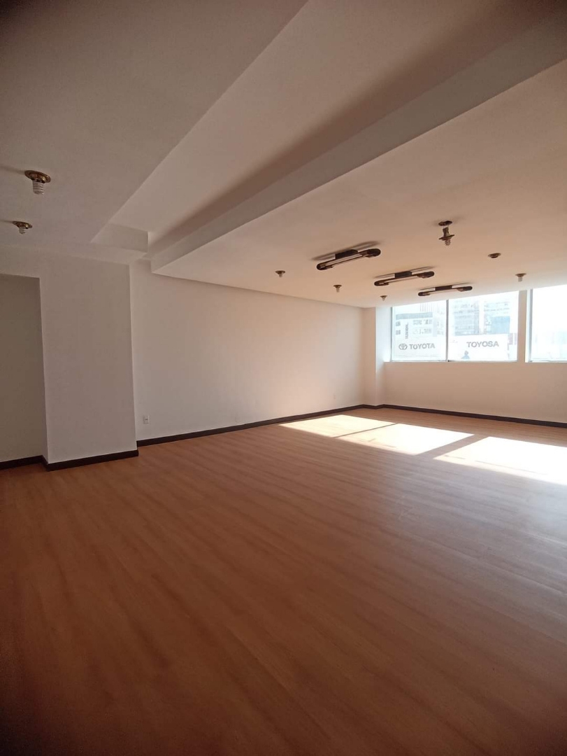 Oficina en VentaEl Prado  1 dormitorios 3 baños  Foto 6