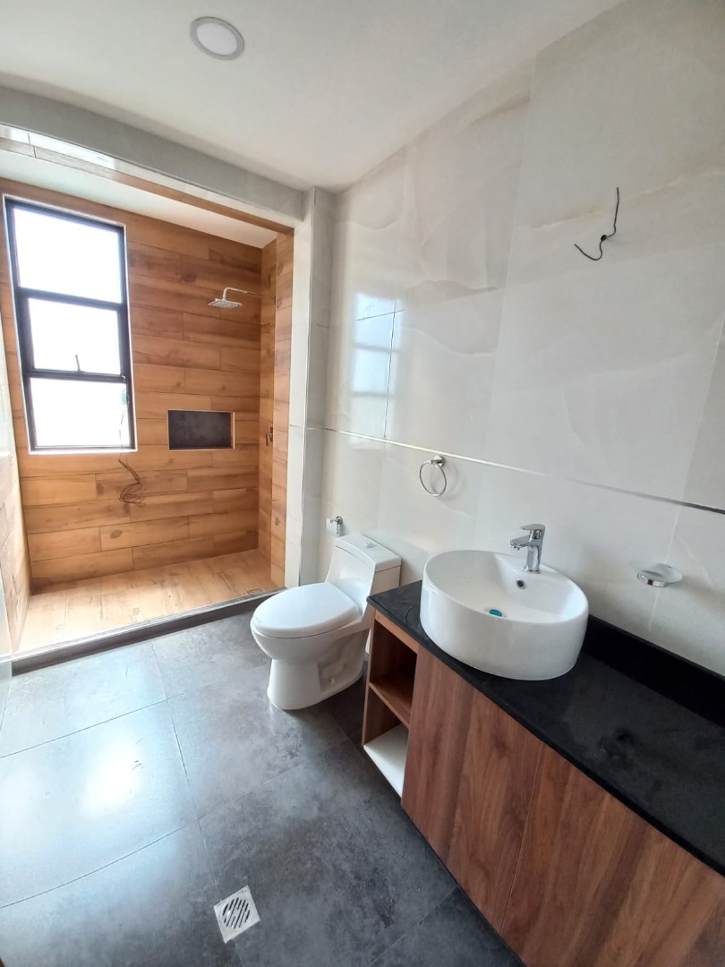 En Venta a $us 245,000 Foto 19