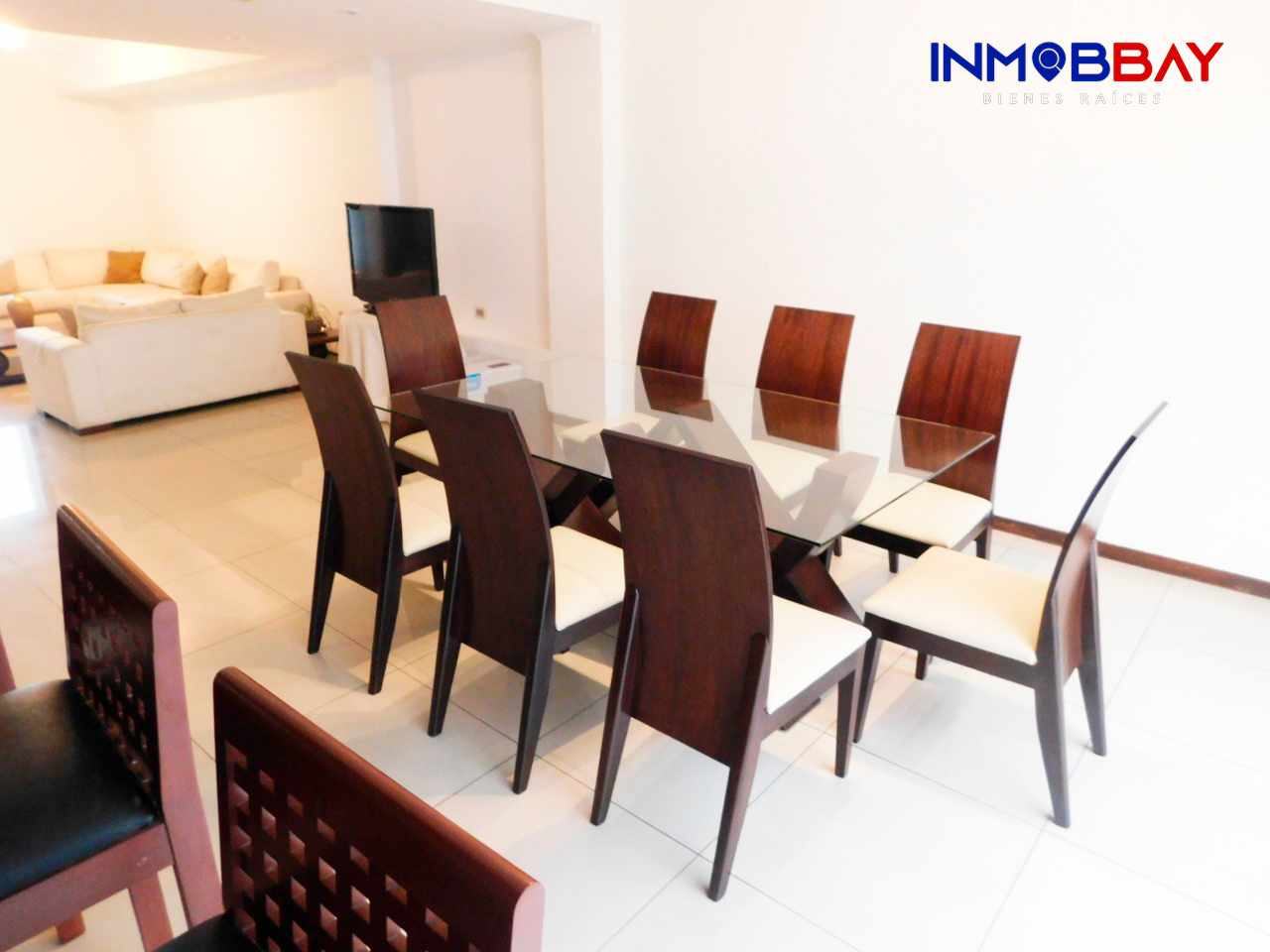 Casa CONDOMINIO CIUDAD REAL!! Av. Busch Entre 2do y 3er anillo!! Foto 4