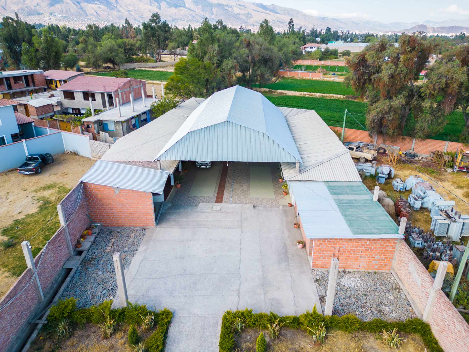 Terreno en VentaAV. REDUCTO-COLCAPIRHUA-COCHABAMBA Foto 3