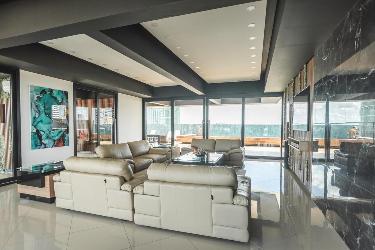 Departamento EQUIPETROL - EDIFICIO SKY LUXURY Foto 8