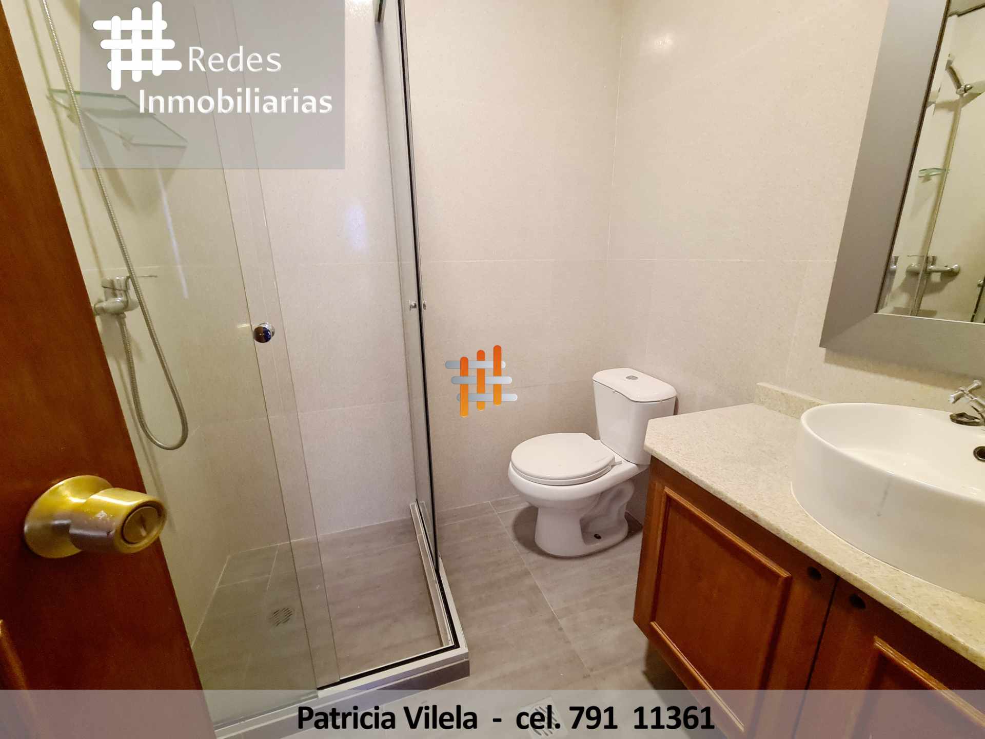 Casa en VentaEN VENTA O ALQUILER CASA EN AUQUISAMAÑA 4 dormitorios 7 baños 2 parqueos Foto 9