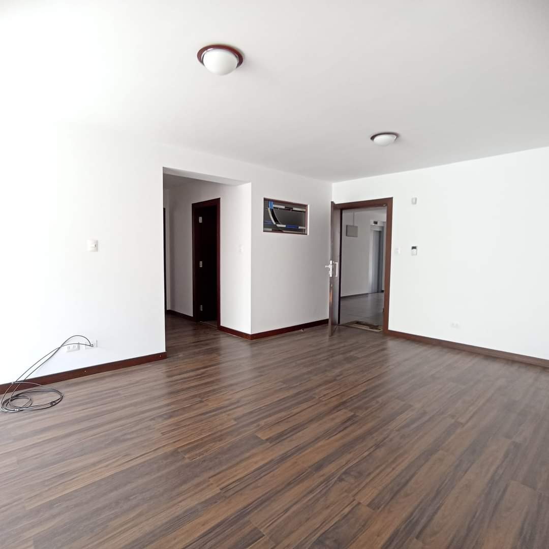 Departamento en Calacoto en La Paz 2 dormitorios 3 baños 1 parqueos Foto 5